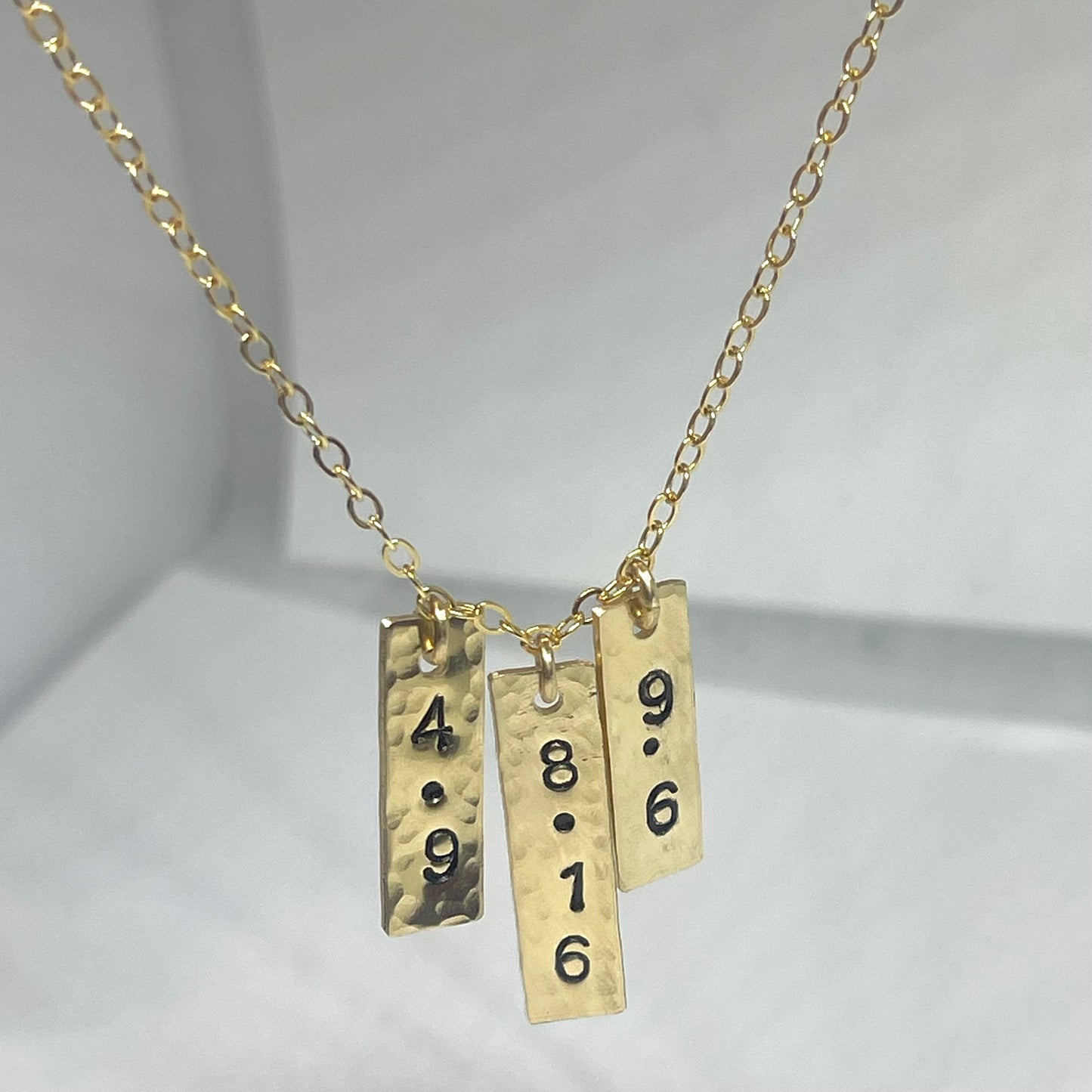 Rectangular 3 bar necklace 