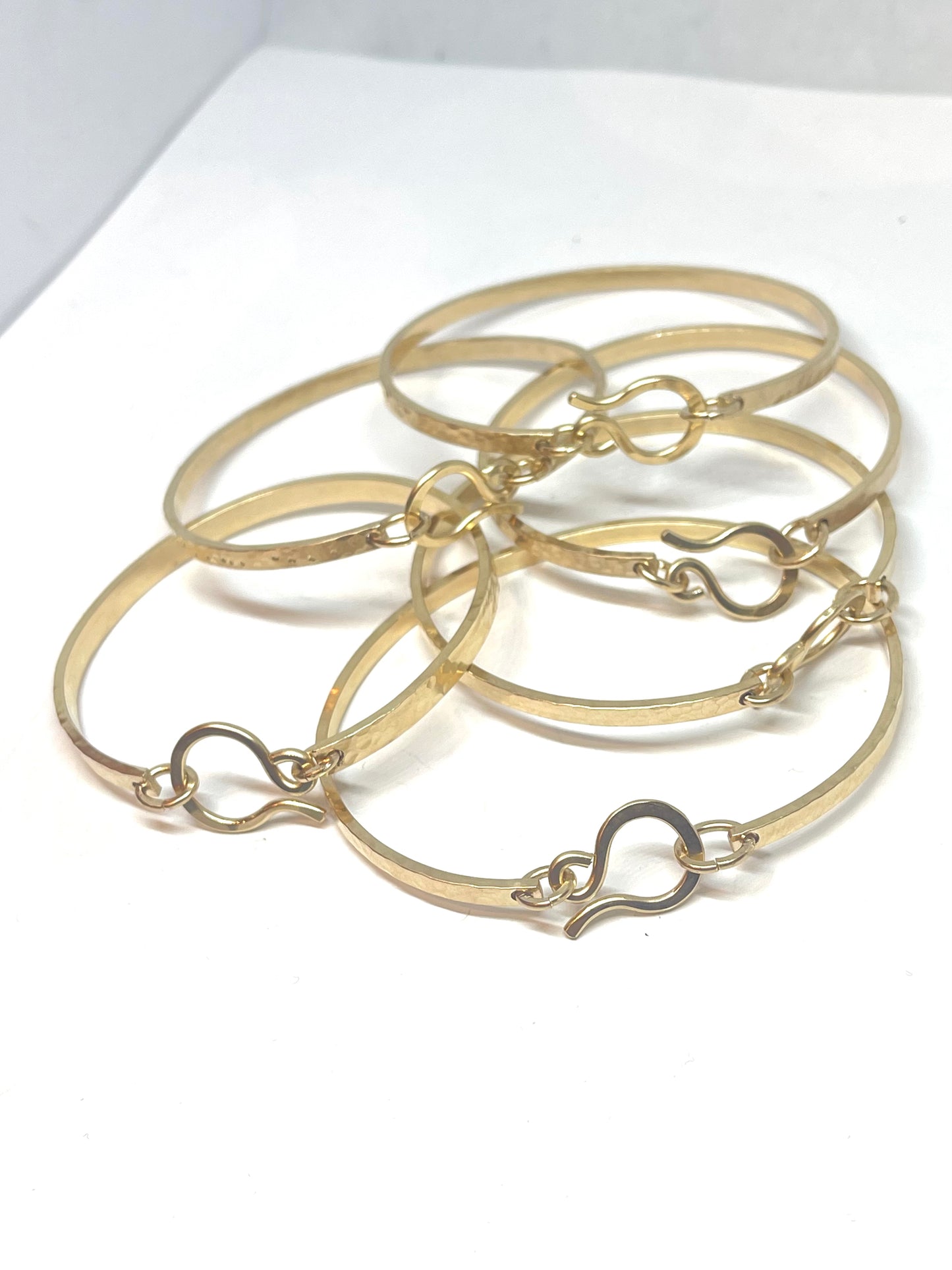4mm Cuff bangle in 14 karat gold filled