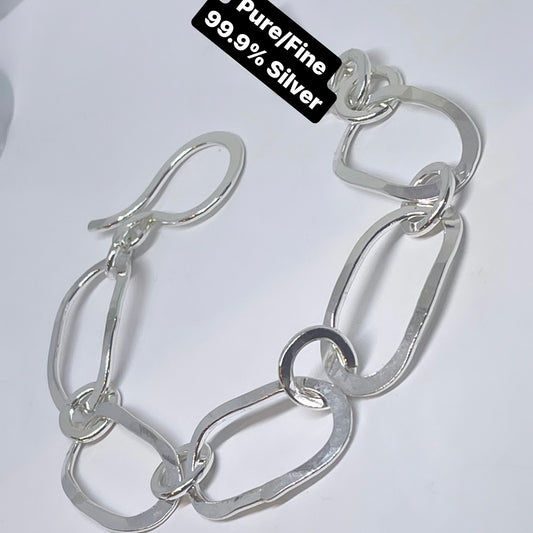 Exclusive, pure/fine 99.9% silver oval link bracelet